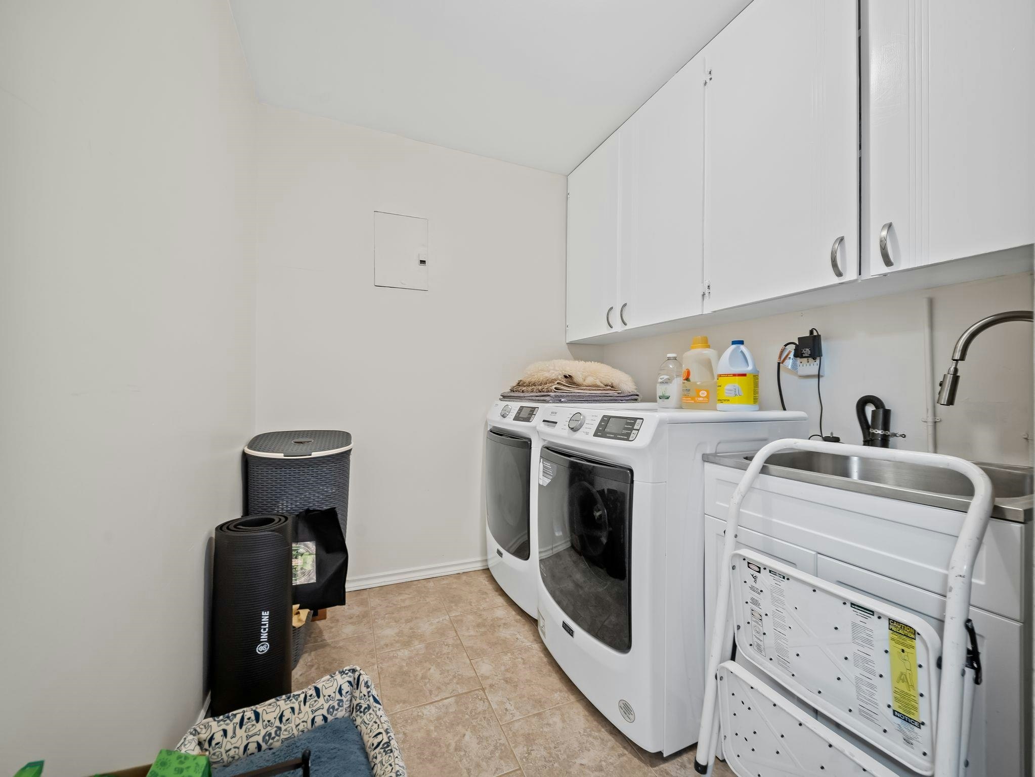 667 Cypress Street, Coquitlam, BC, V3J 6L3 - 29