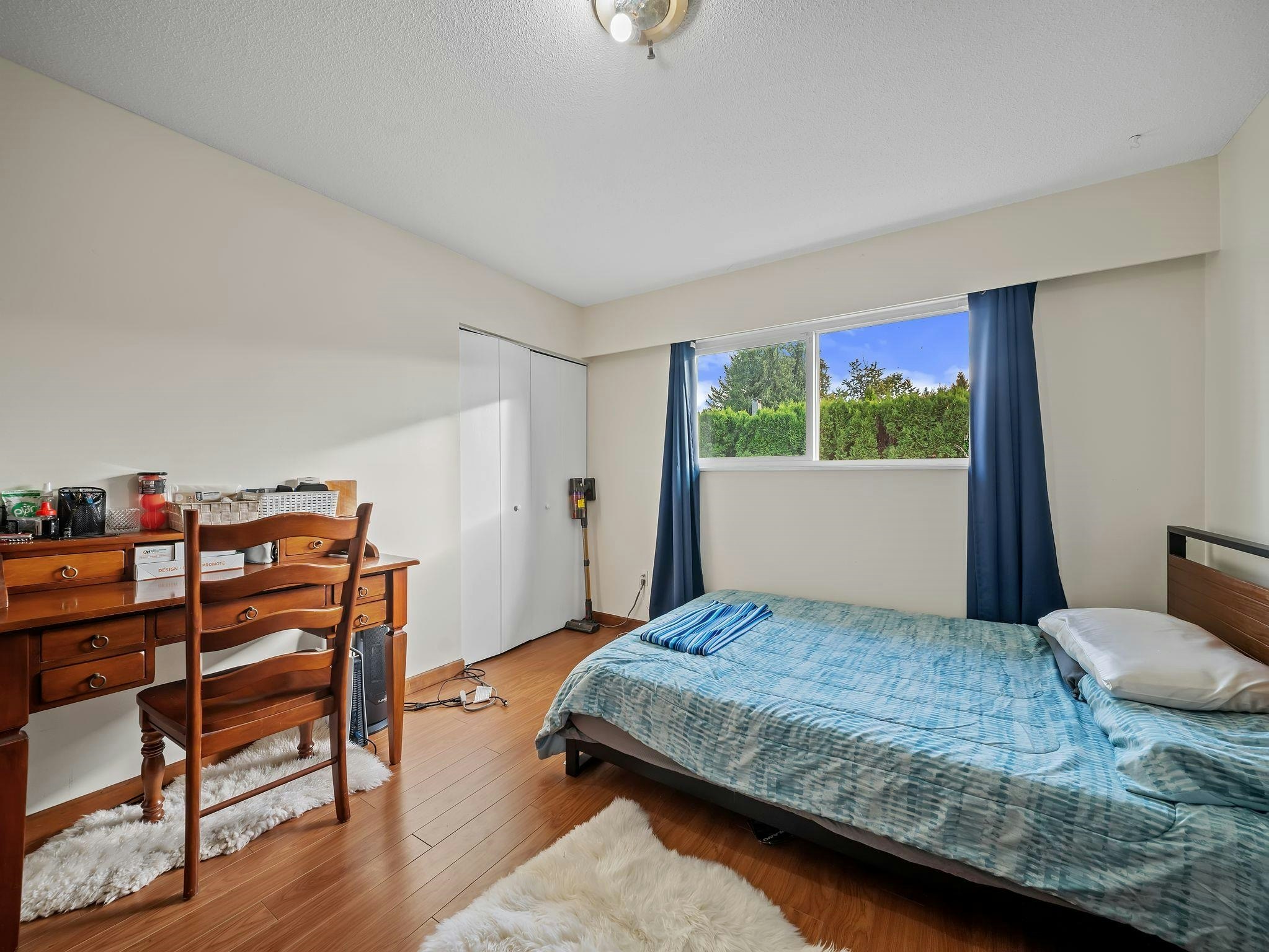 667 Cypress Street, Coquitlam, BC, V3J 6L3 - 25