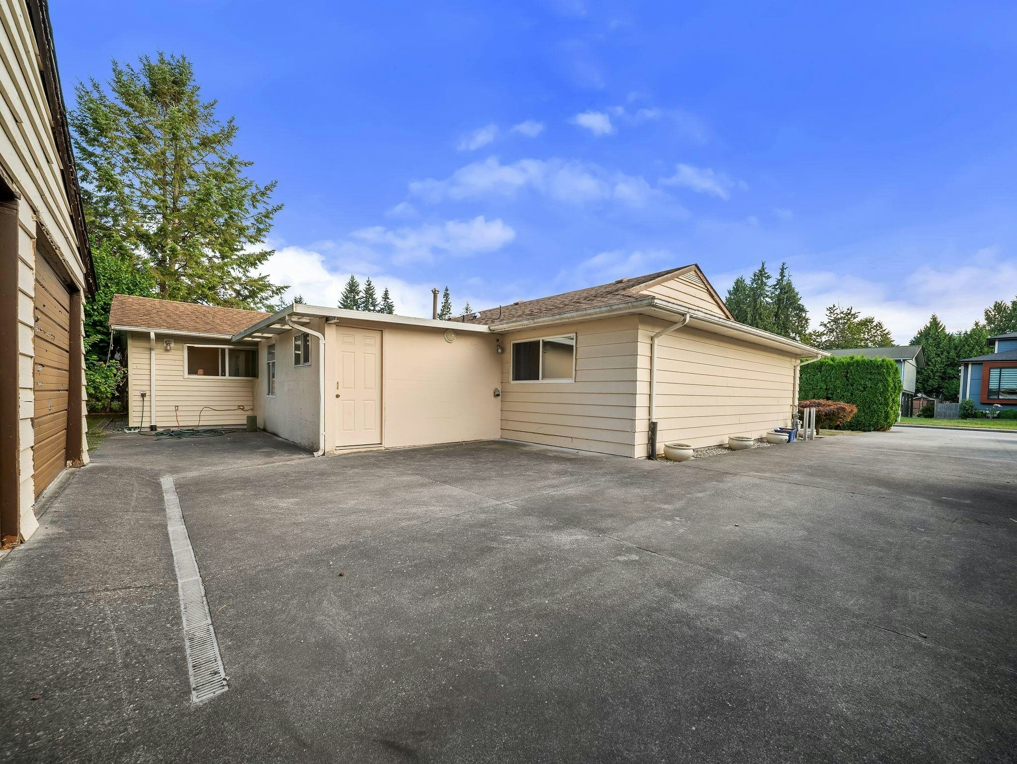 667 Cypress Street, Coquitlam, BC, V3J 6L3 - 34