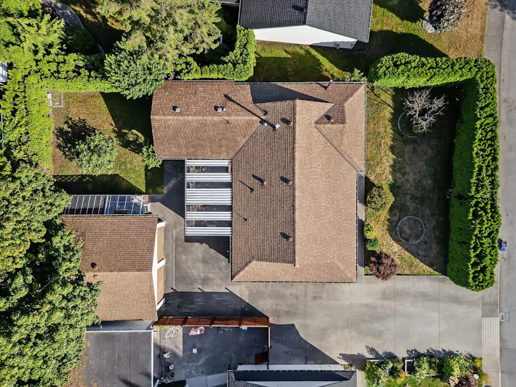 667 Cypress Street, Coquitlam, BC, V3J 6L3 - 40