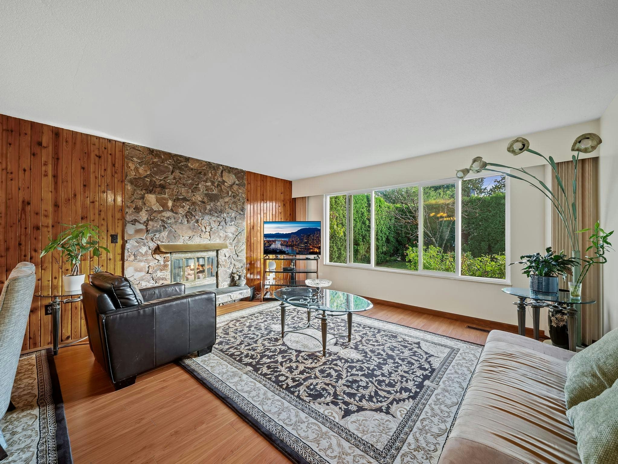 667 Cypress Street - 5