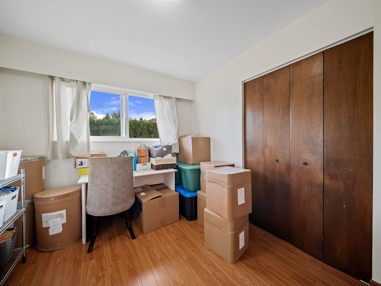 667 Cypress Street, Coquitlam, BC, V3J 6L3 - 23