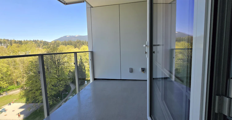 907-1500 Fern Street, North Vancouver, BC, V7J 0E6 - 9