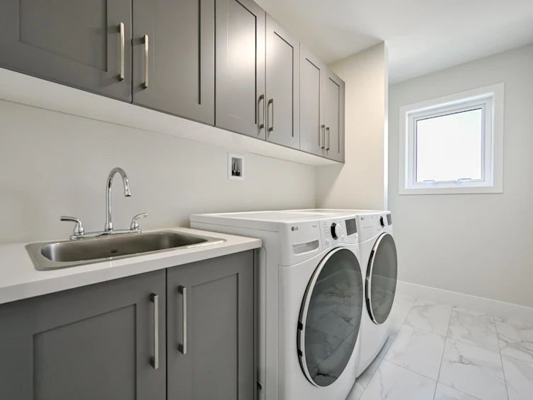 1527 Dayton Street, Coquitlam, BC, V3E 0L2 - 24