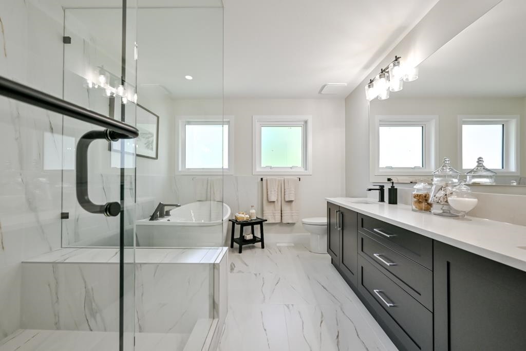 1527 Dayton Street, Coquitlam, BC, V3E 0L2 - 17