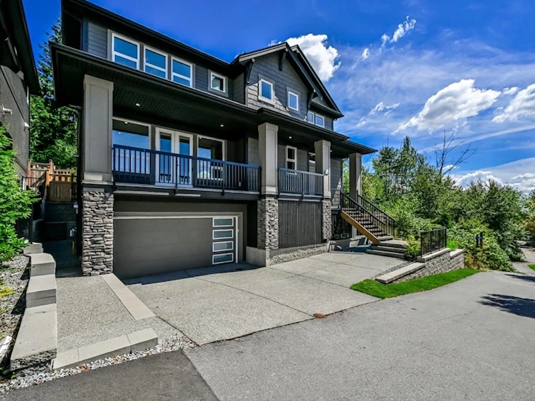 1527 Dayton Street, Coquitlam, BC, V3E 0L2