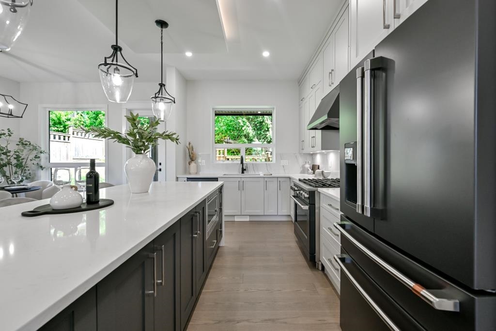 1527 Dayton Street - 4