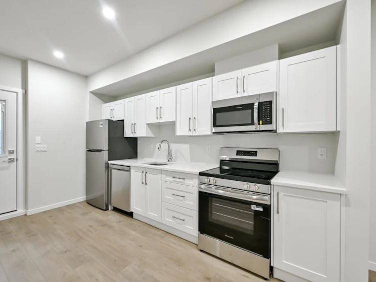 1527 Dayton Street, Coquitlam, BC, V3E 0L2 - 25