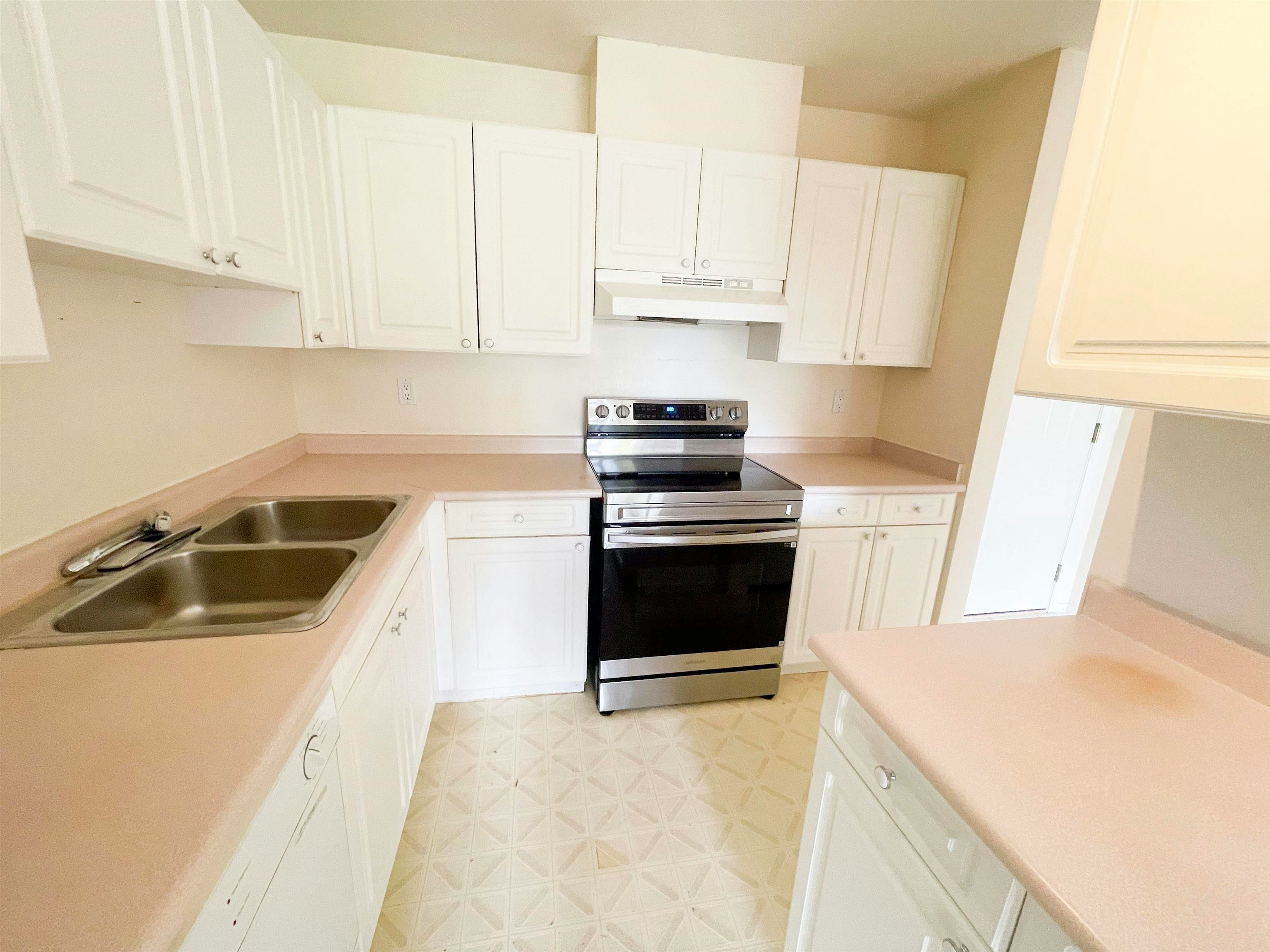 401-14885 100 Avenue, Surrey, BC, V3R 0W1 - 6