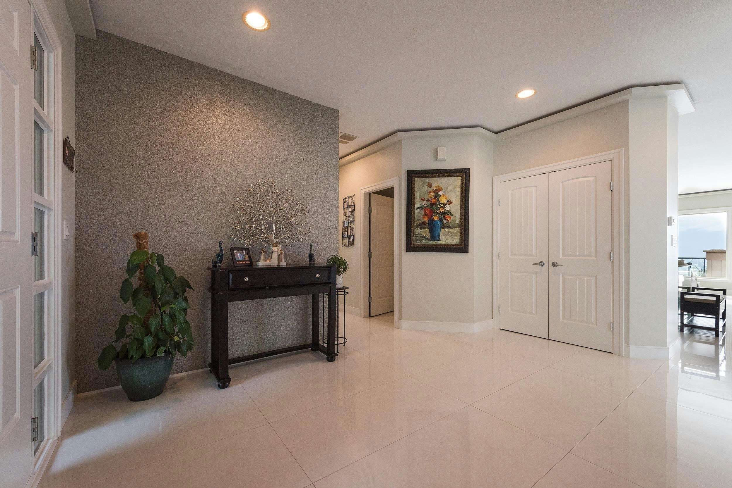 125-51075 Falls Court - 2