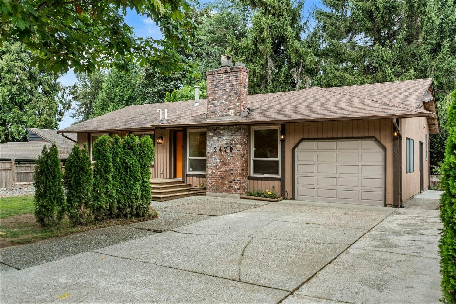 2470 Woodstock Drive, Abbotsford, BC, V3G 2B6