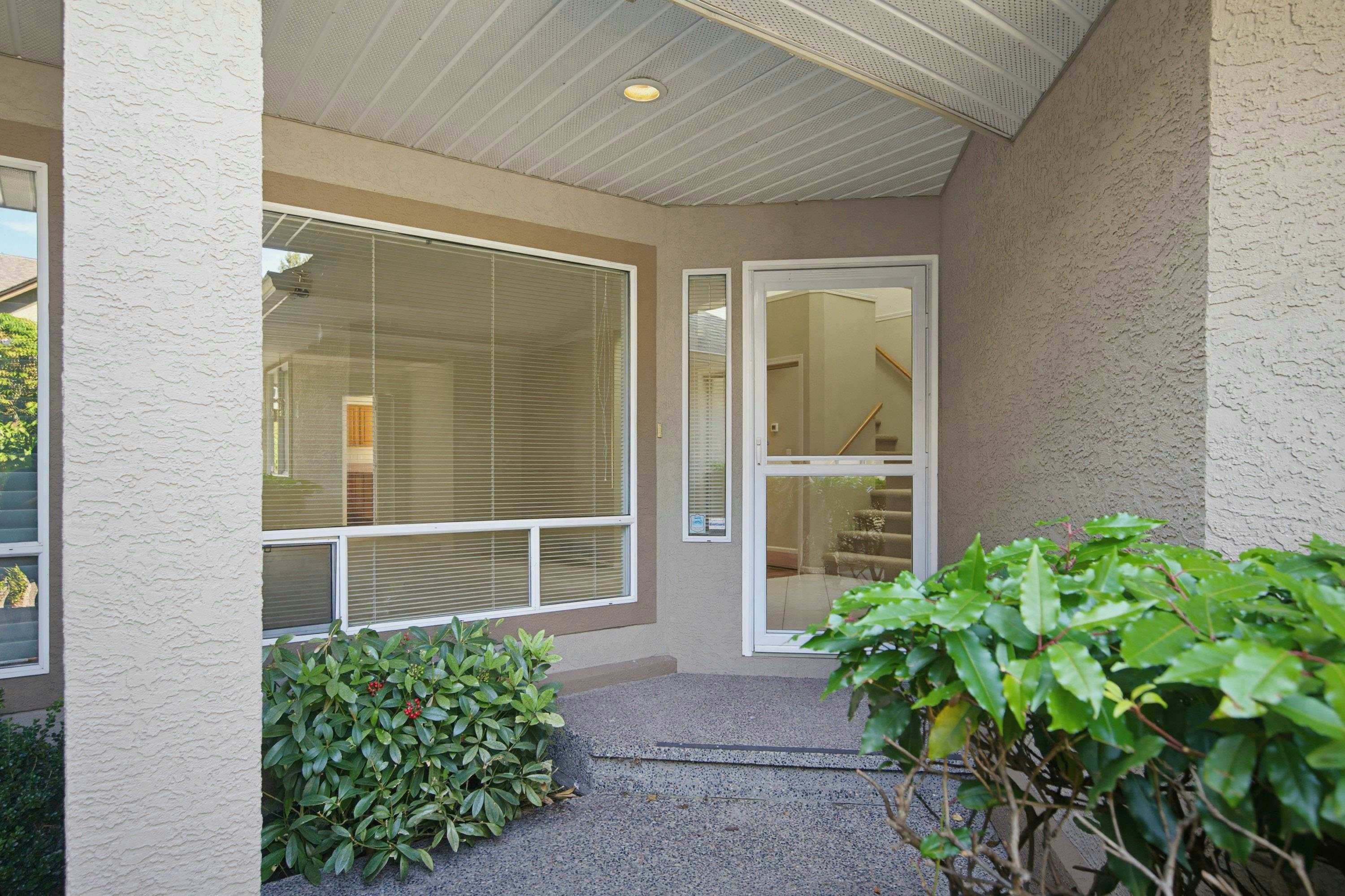 107-15988 83 Avenue - 3