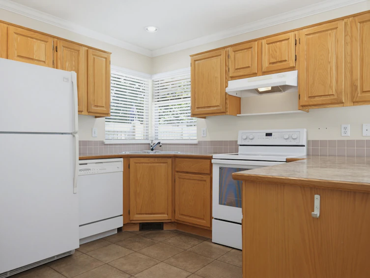 107-15988 83 Avenue, Surrey, BC, V4N 0P9 - 12