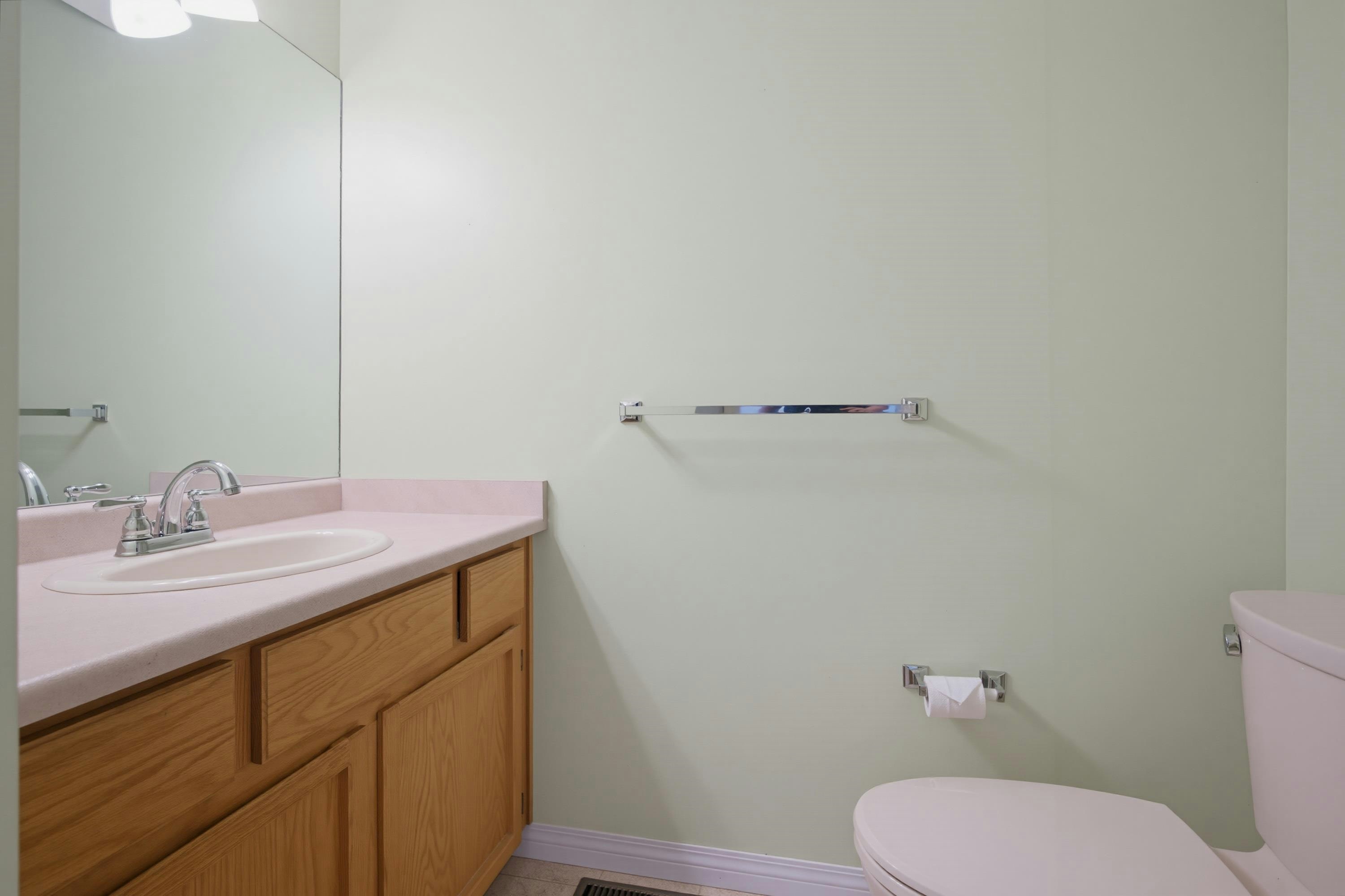 107-15988 83 Avenue, Surrey, BC, V4N 0P9 - 16