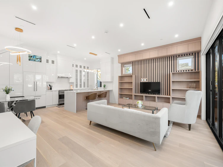 6307 Chester Street, Vancouver, BC, V5W 3C4 - 2
