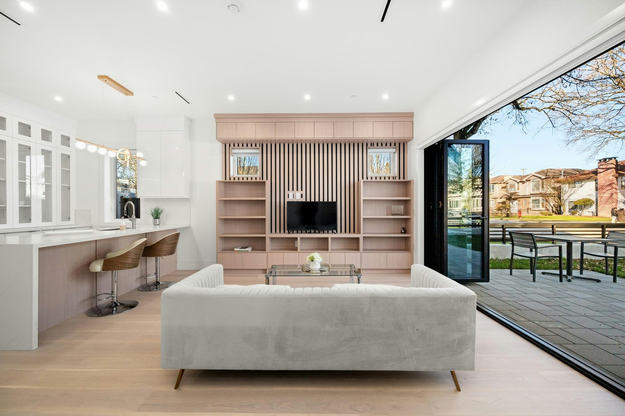 6307 Chester Street - 5