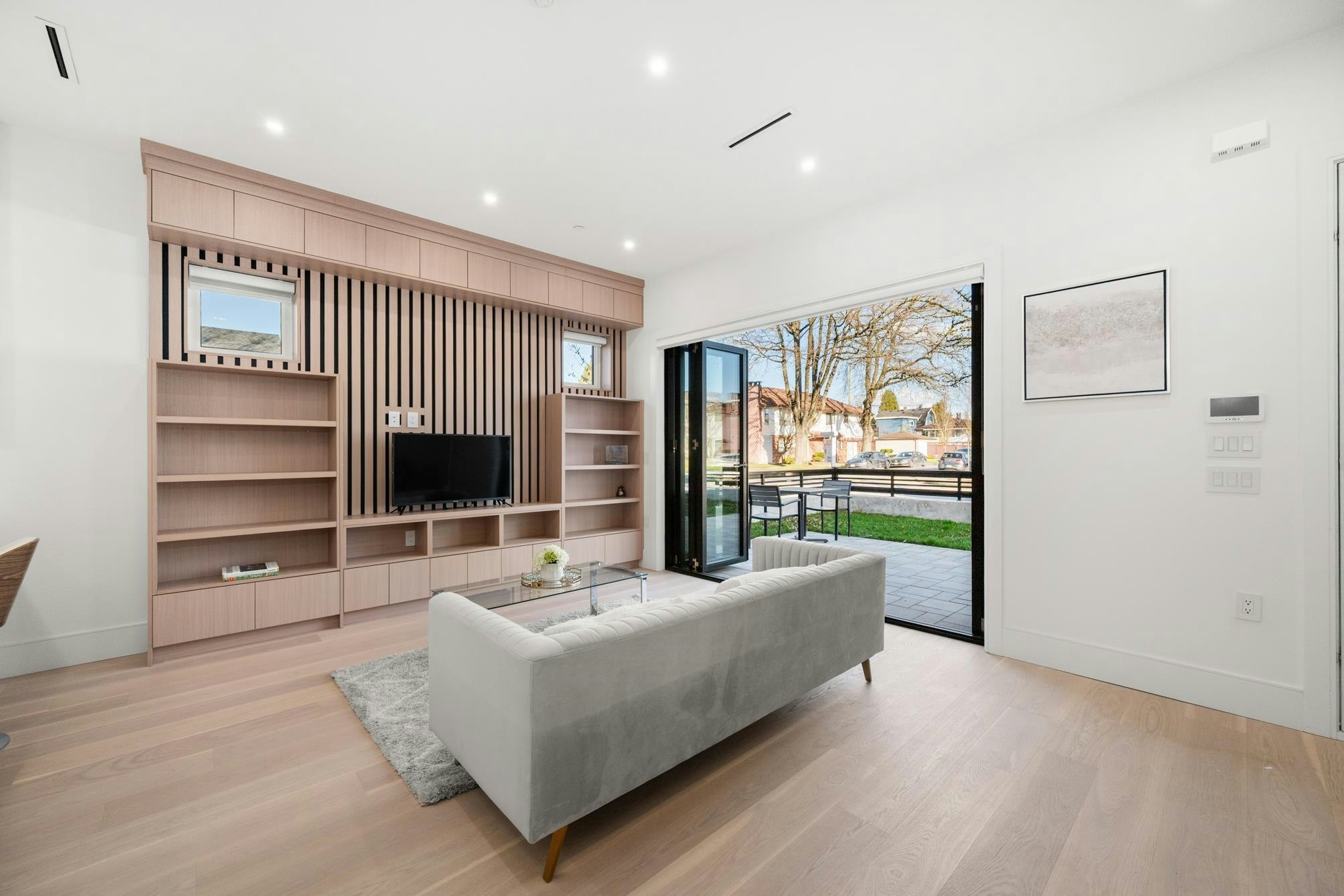 6307 Chester Street - 3