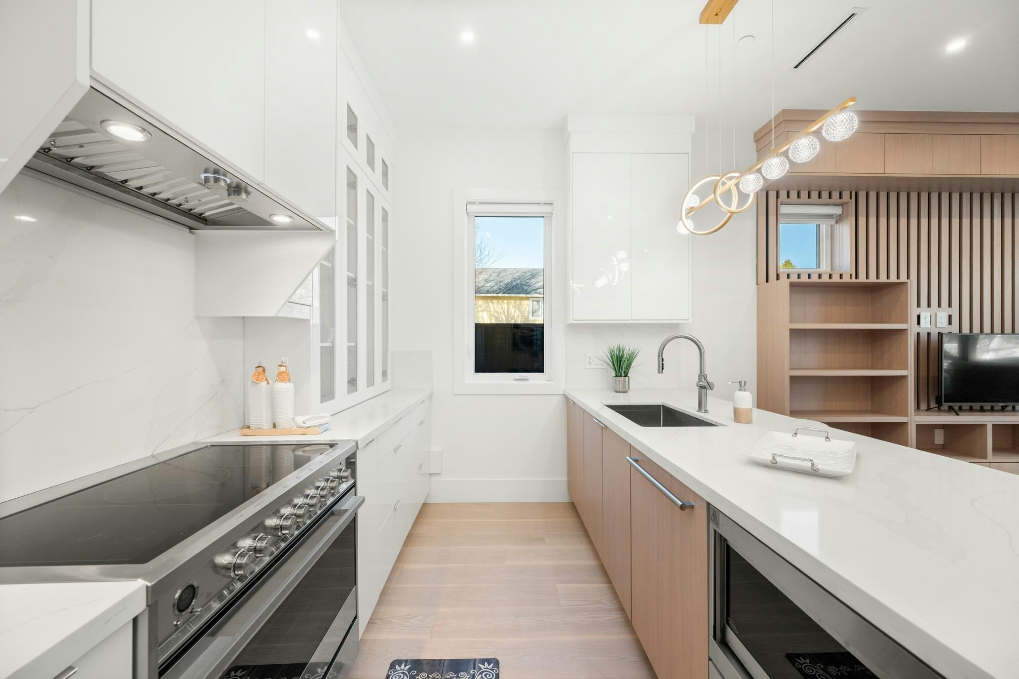 6307 Chester Street, Vancouver, BC, V5W 3C4 - 8