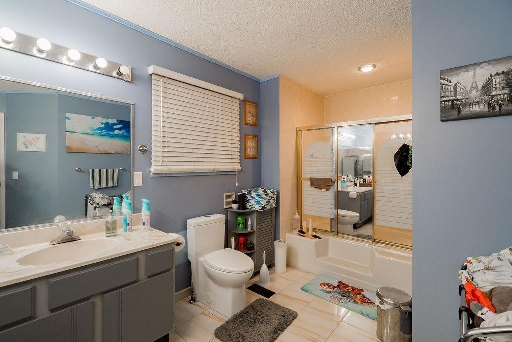 2525 Norcrest Court, Burnaby, BC, V3J 1C7 - 21