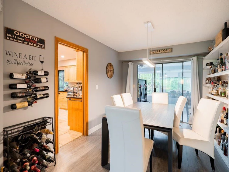 2525 Norcrest Court, Burnaby, BC, V3J 1C7 - 12