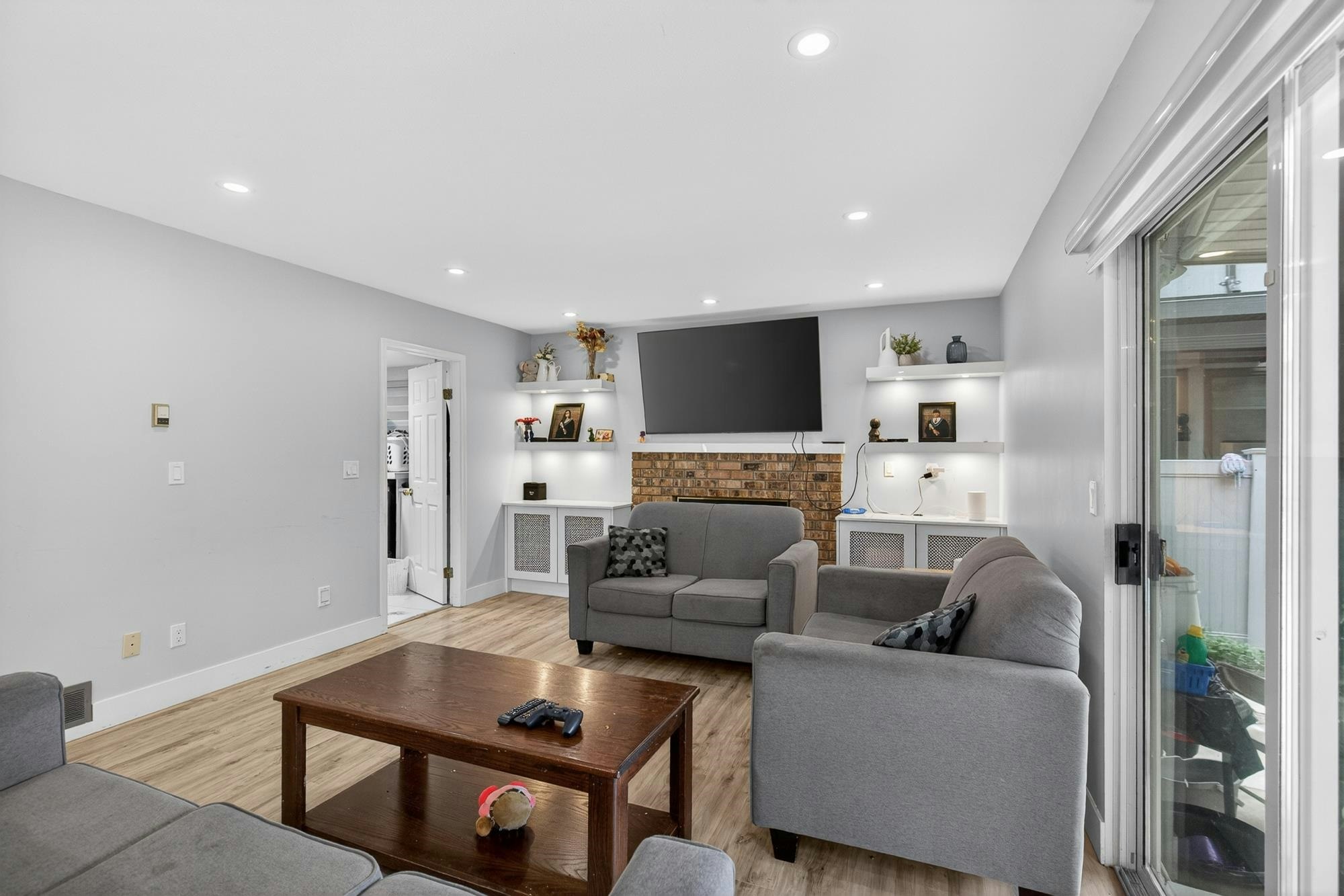 14610 87 Avenue, Surrey, BC, V3S 6R2 - 13