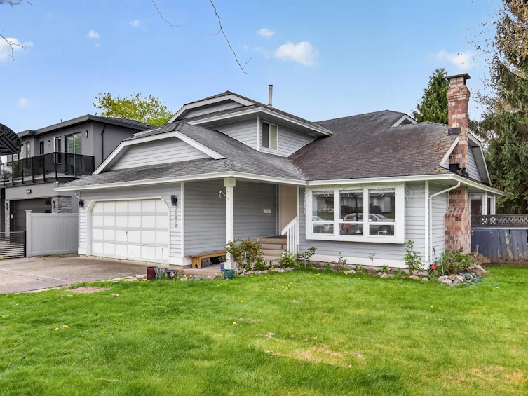 14610 87 Avenue, Surrey, BC, V3S 6R2