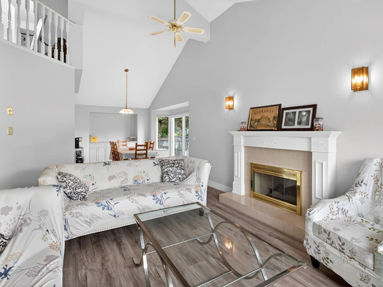 14610 87 Avenue, Surrey, BC, V3S 6R2 - 5