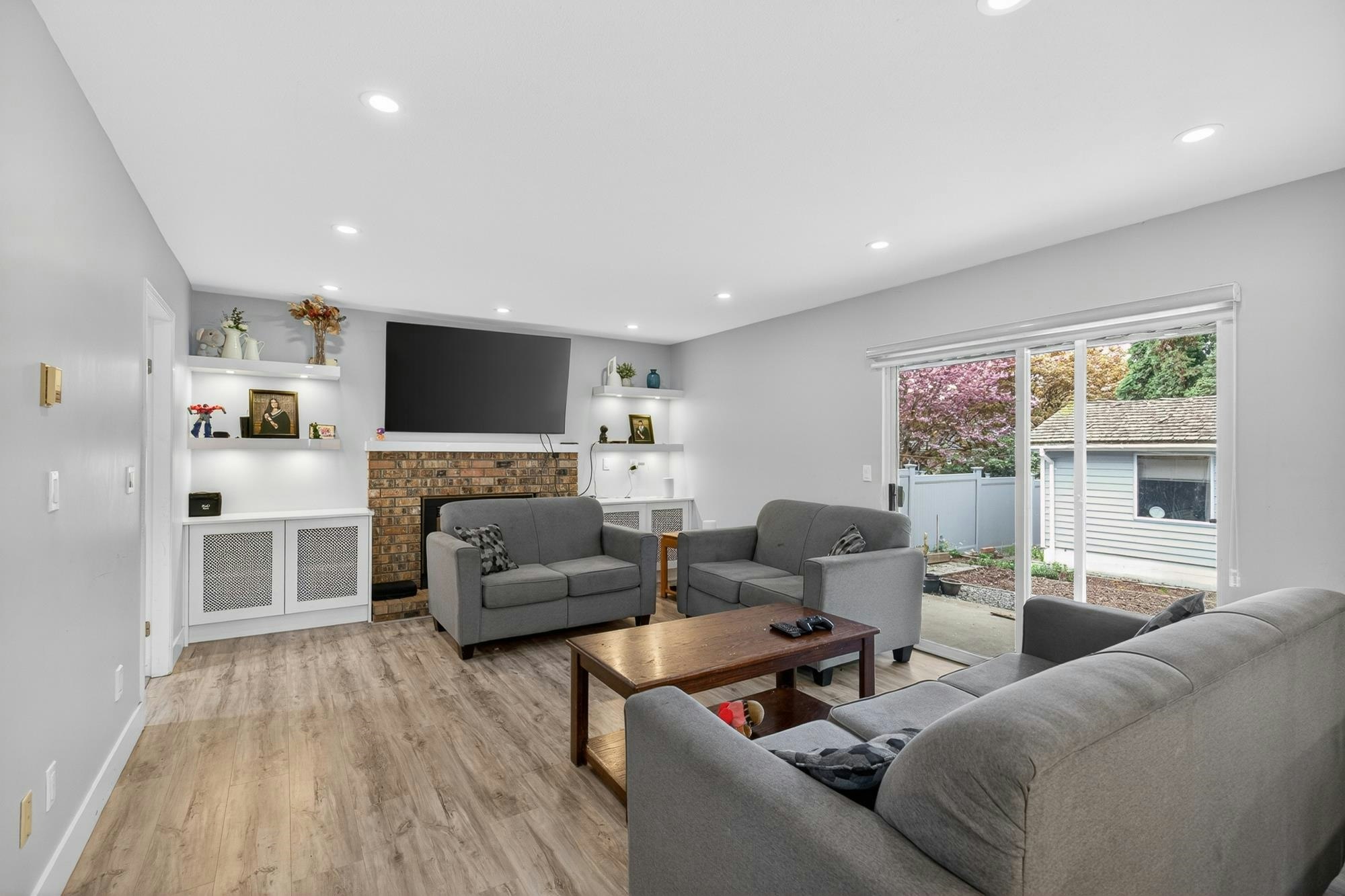 14610 87 Avenue, Surrey, BC, V3S 6R2 - 12