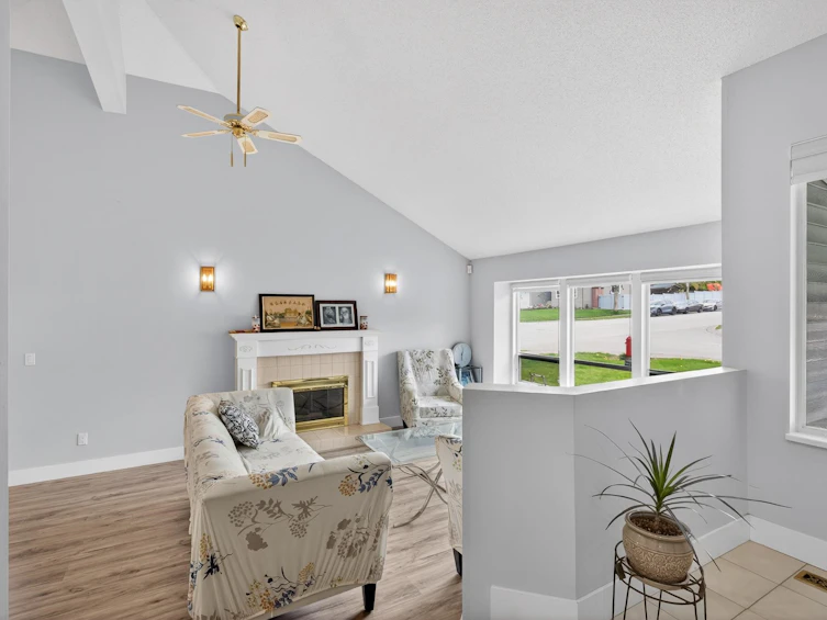 14610 87 Avenue, Surrey, BC, V3S 6R2 - 8