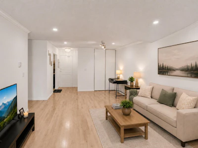 201-10560 154 Street - 5