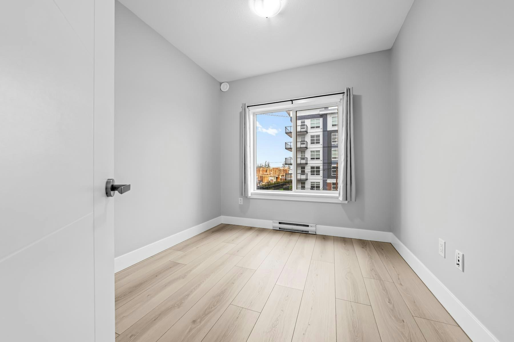 208-20175 53 Avenue, Langley, BC, V3A 0J8 - 20