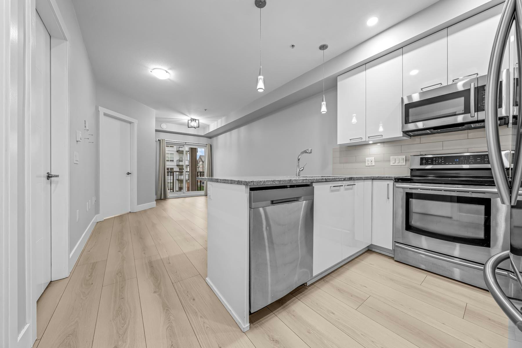 208-20175 53 Avenue - 2