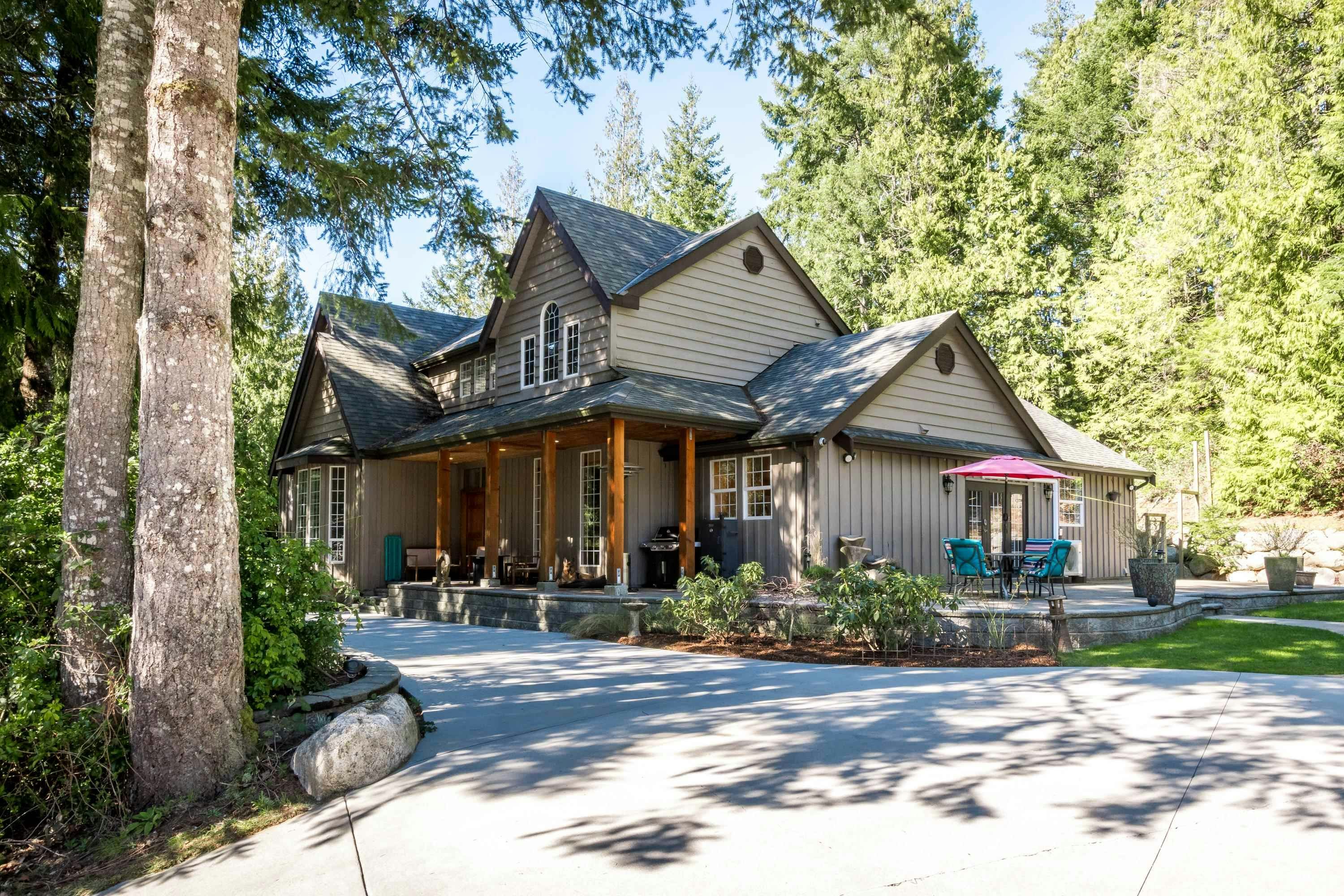 6979 Sechelt Inlet Road, Sechelt, BC, V7Z 0P1