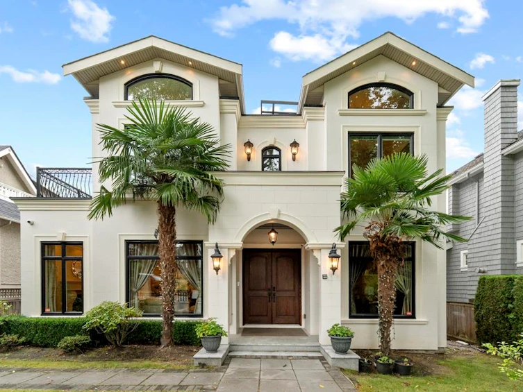 4077 W 13th Avenue, Vancouver, BC, V6R 2T3