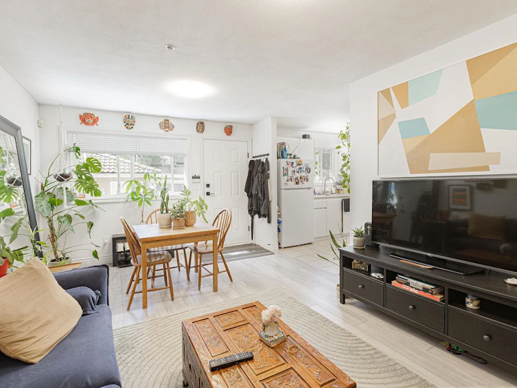 3529 Gladstone Street, Vancouver, BC, V5N 4Y8 - 11