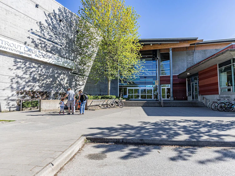 3529 Gladstone Street, Vancouver, BC, V5N 4Y8 - 22