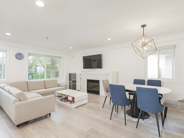 3529 Gladstone Street, Vancouver, BC, V5N 4Y8 - 2