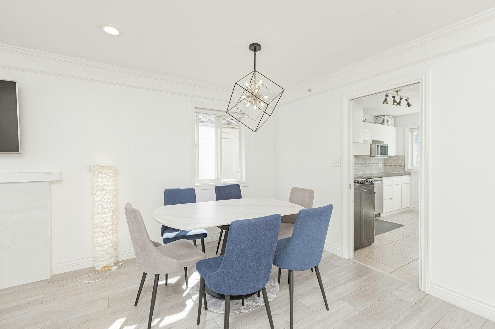 3529 Gladstone Street, Vancouver, BC, V5N 4Y8 - 3
