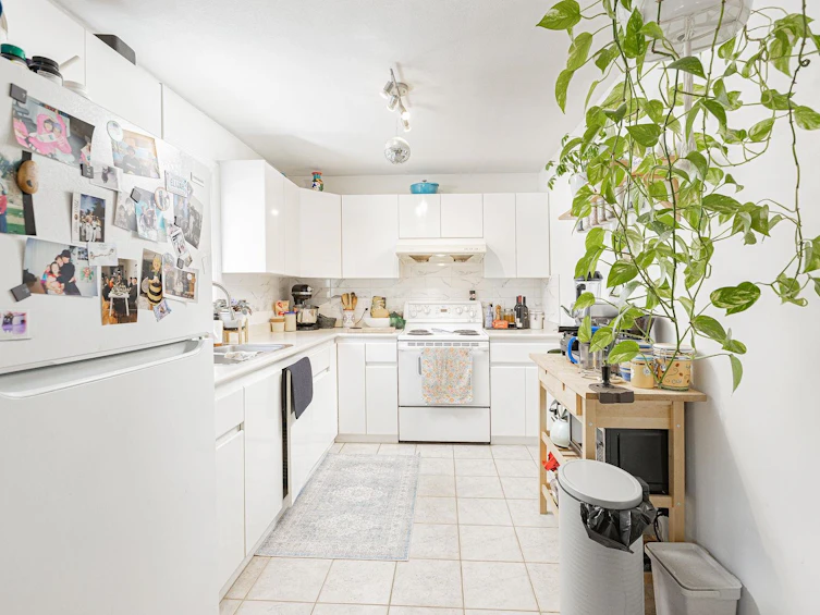 3529 Gladstone Street, Vancouver, BC, V5N 4Y8 - 12