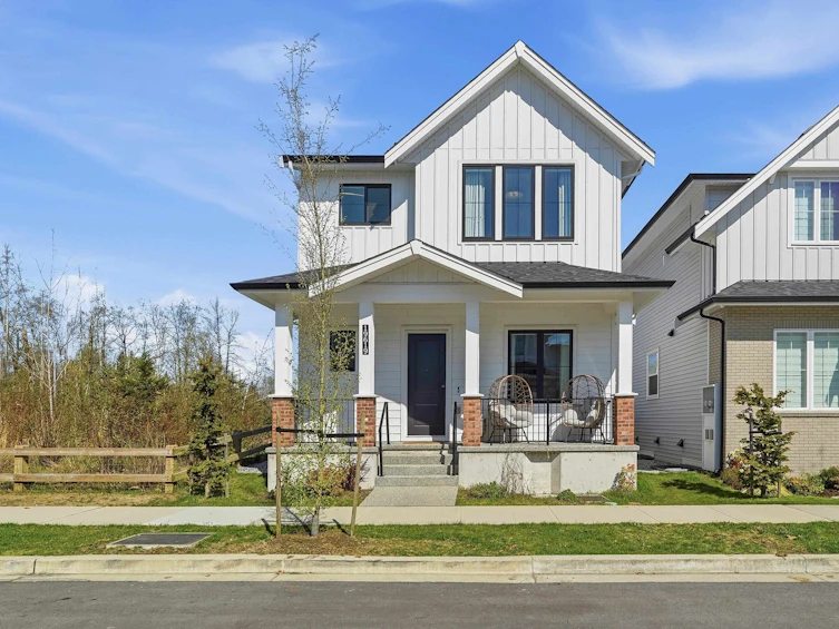 19619 75 Avenue, Langley, BC, V2Y 3R9 - 2