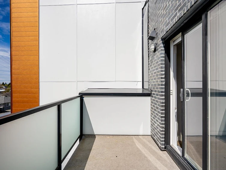 304-3050 Kingsway, Vancouver, BC, V5R 5J7 - 18