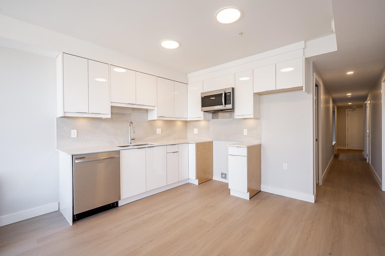 307-3050 Kingsway, Vancouver, BC, V5R 5J7 - 18