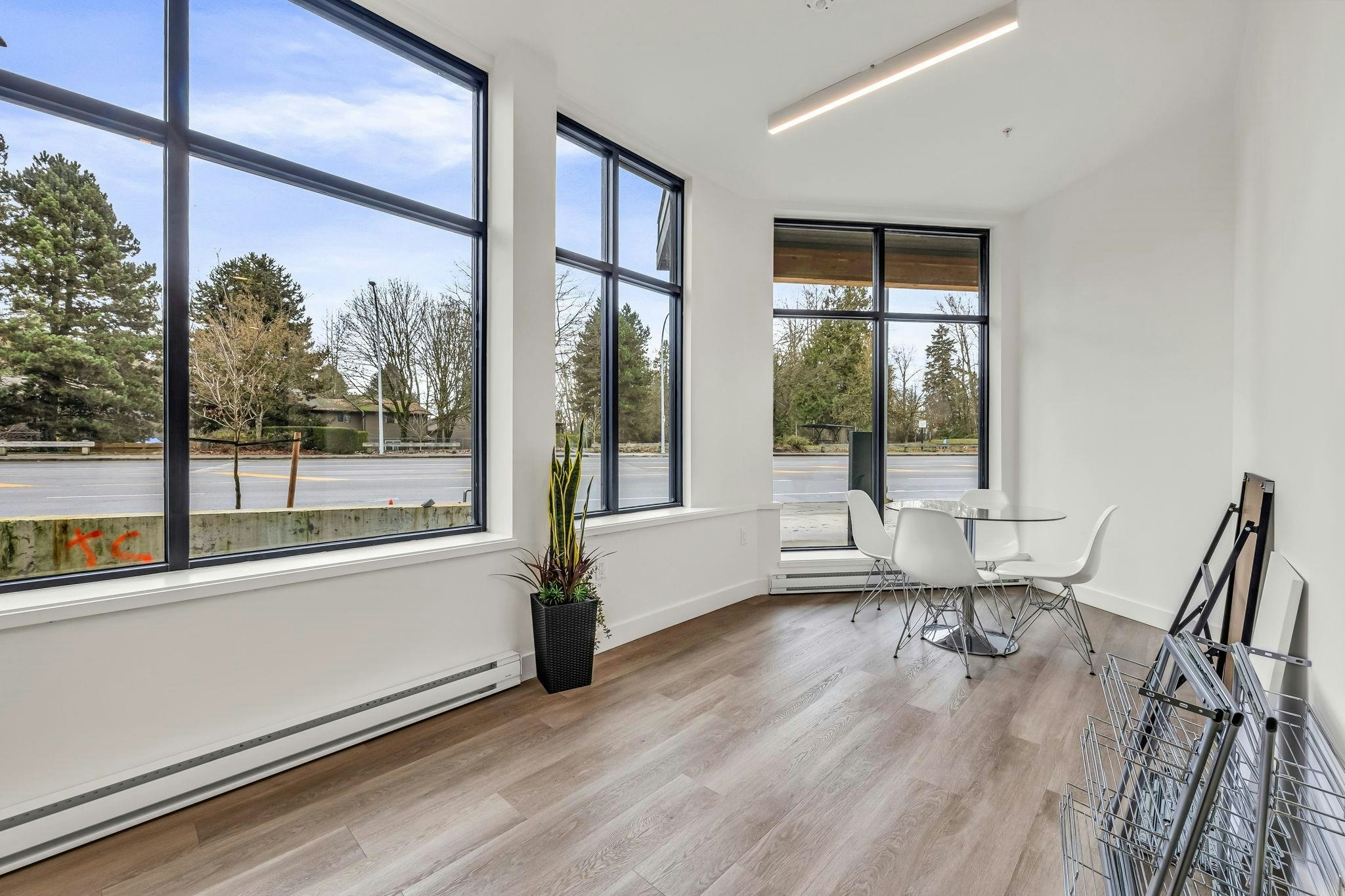 325-13788 76 Avenue, Surrey, BC, V3W 3V9 - 14