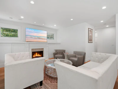 5116 1a Avenue - 4