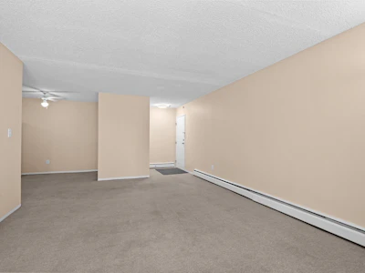 304-7200 Lindsay Road - 5