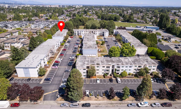 304-7200 Lindsay Road