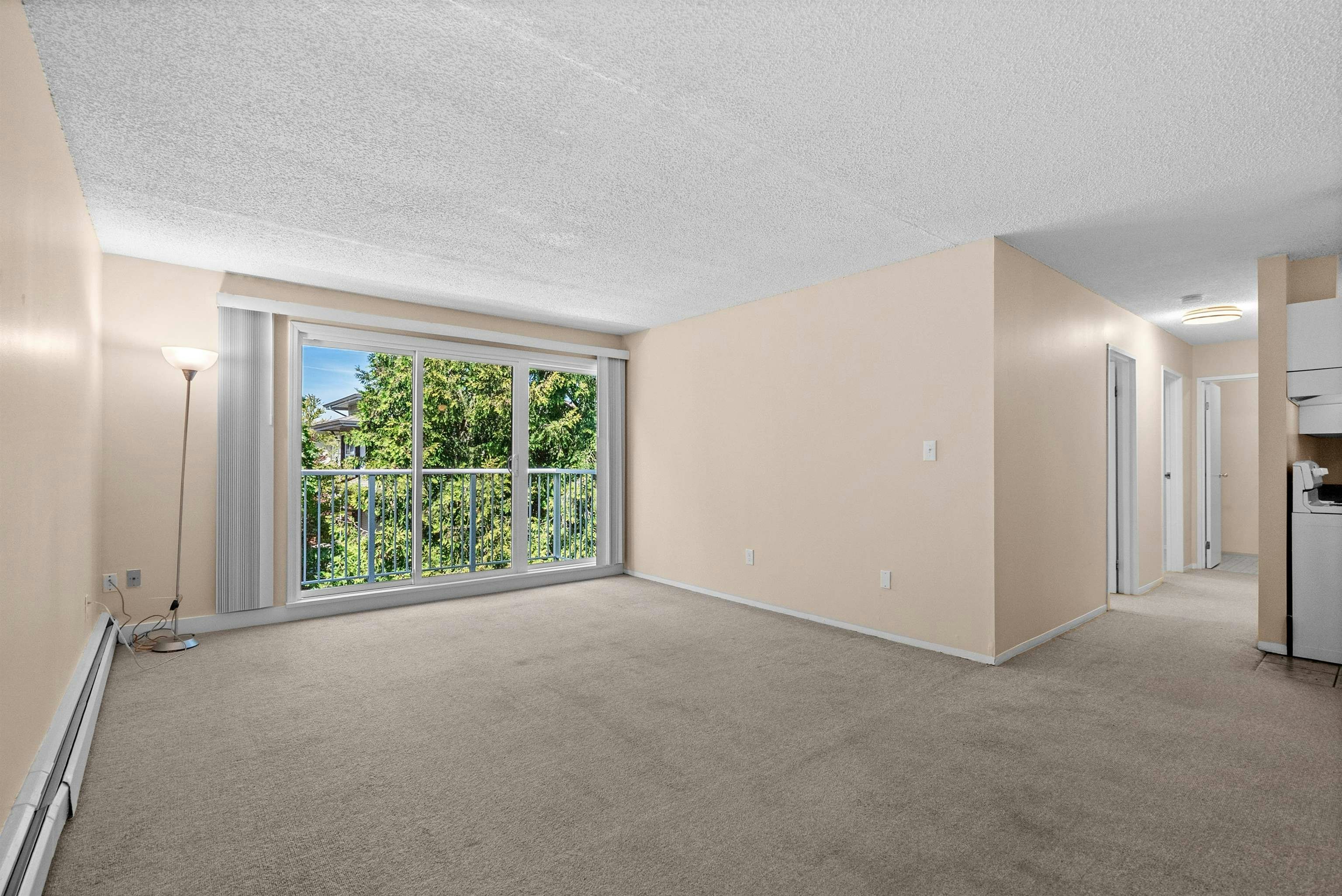 304-7200 Lindsay Road, Richmond, BC, V7C 3M6 - 3