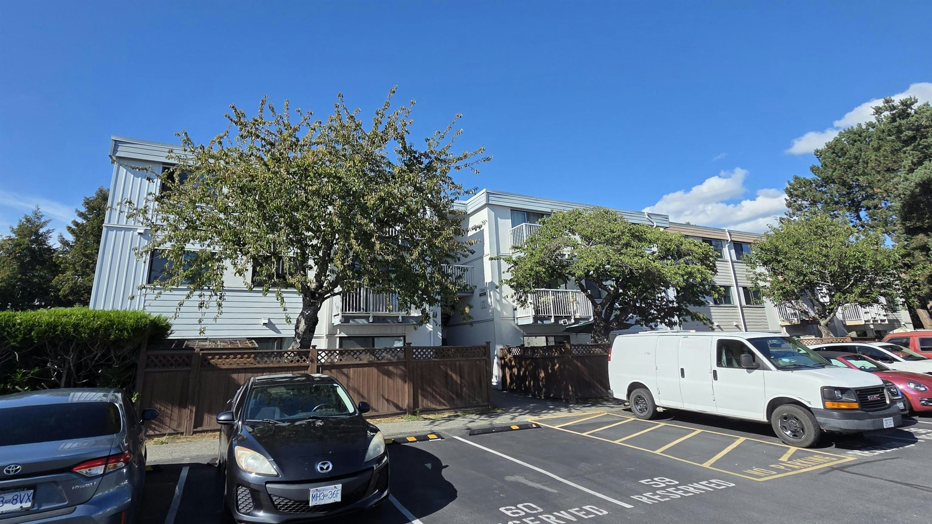 304-7200 Lindsay Road, Richmond, BC, V7C 3M6