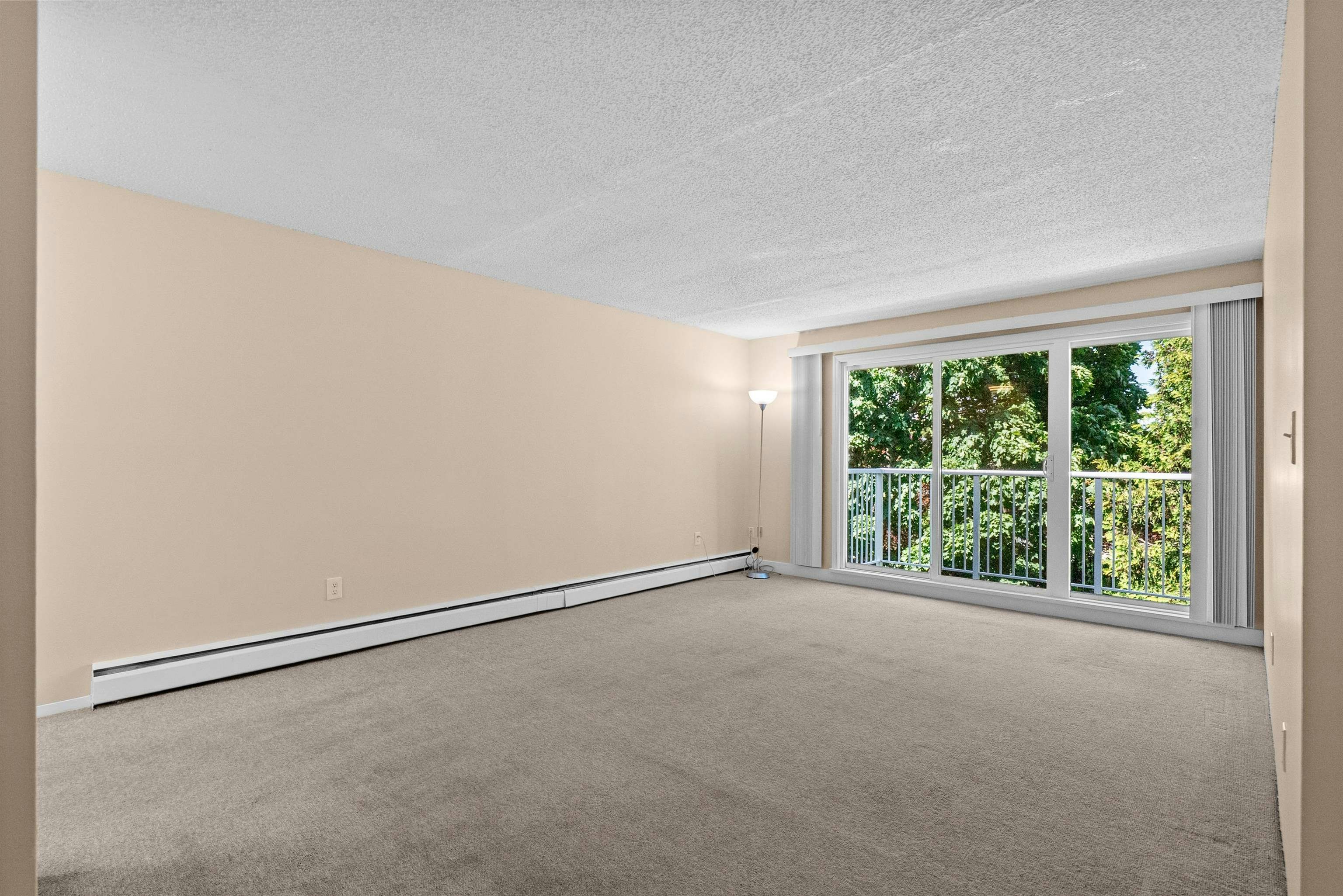 304-7200 Lindsay Road, Richmond, BC, V7C 3M6 - 4