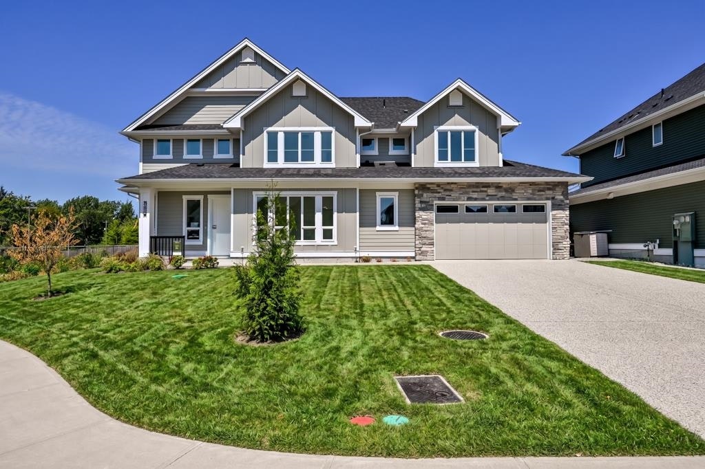 20839 35 Avenue, Langley, BC, V2Z 0B7